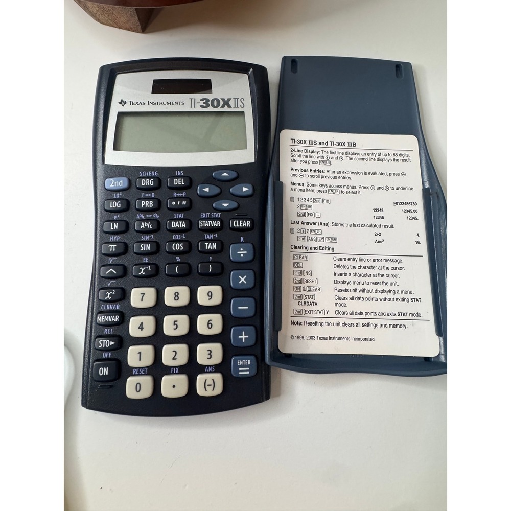 Texas Instruments TI 30X IIS‎ Scientific Calculator With Cover Tested Working